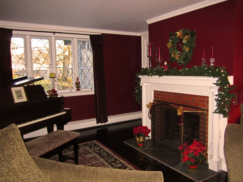 Baldwinsville Bed and Breakfast 51/62