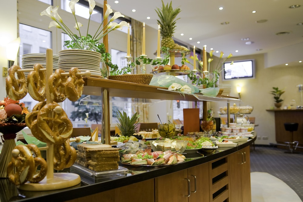 Hotel Prasident 30/41