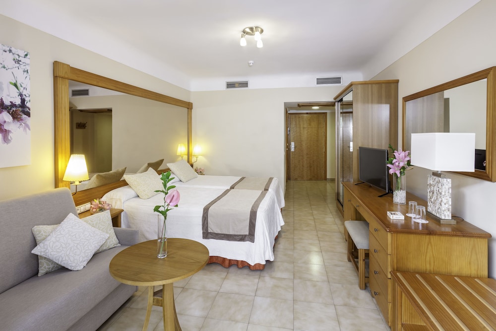 Gf Fanabe Formerly Fanabe Costa Sur Hotel 50/59