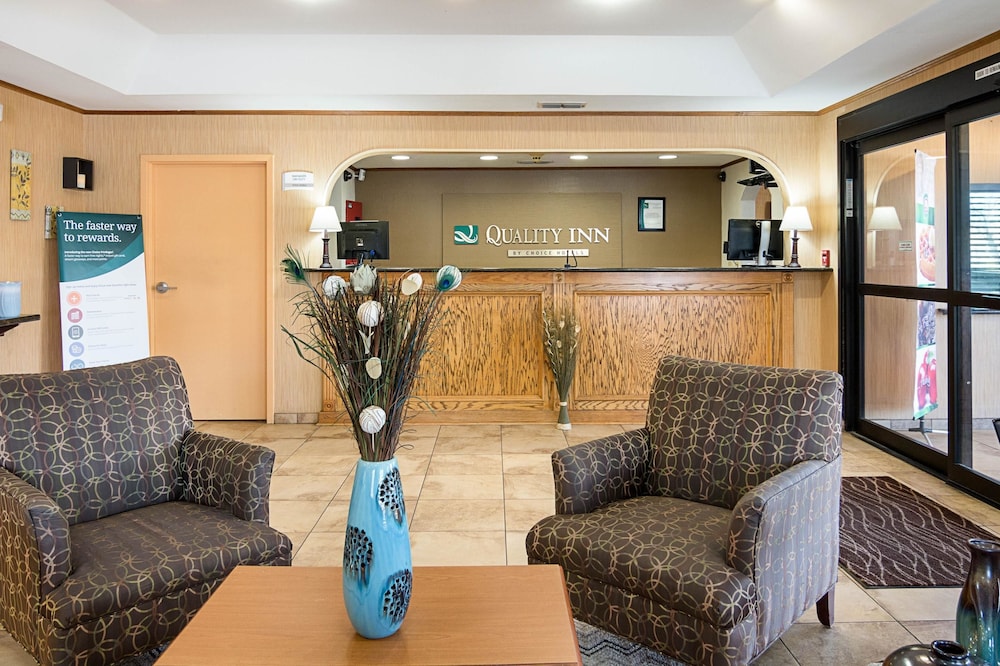 Quality Inn near Casinos and Convention Center 23/34