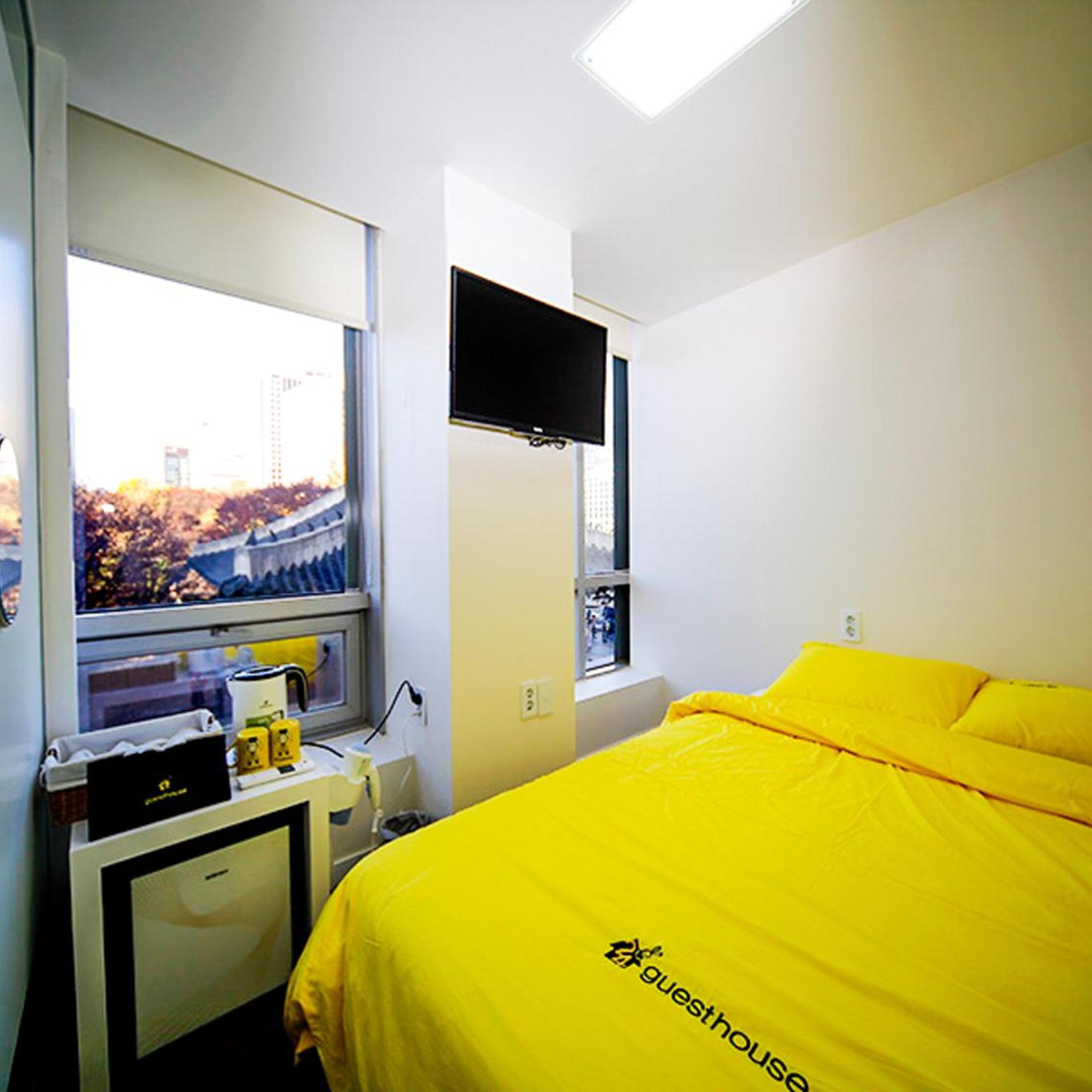 Deluxe, Double Bed