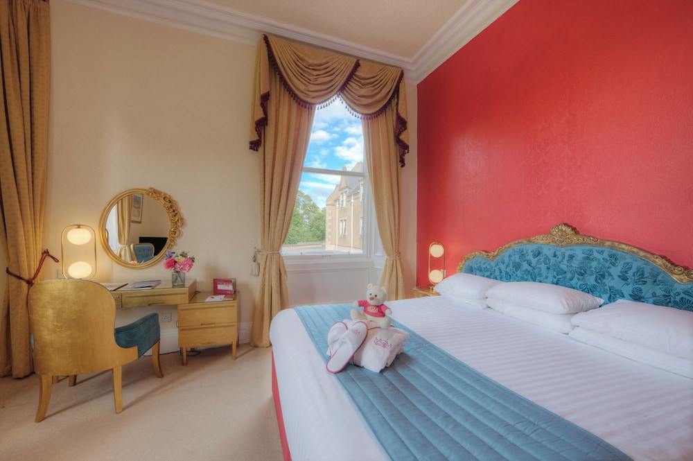 SUPERIOR, DOUBLE BED