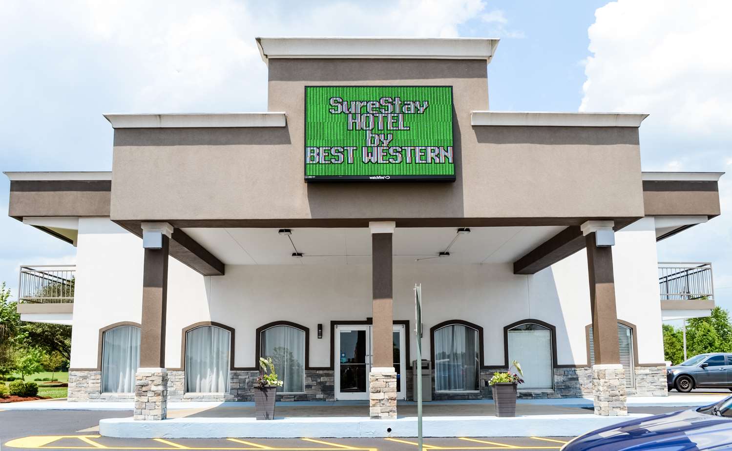 Surestay Hotel By Best Western Bowling Green North 2/25