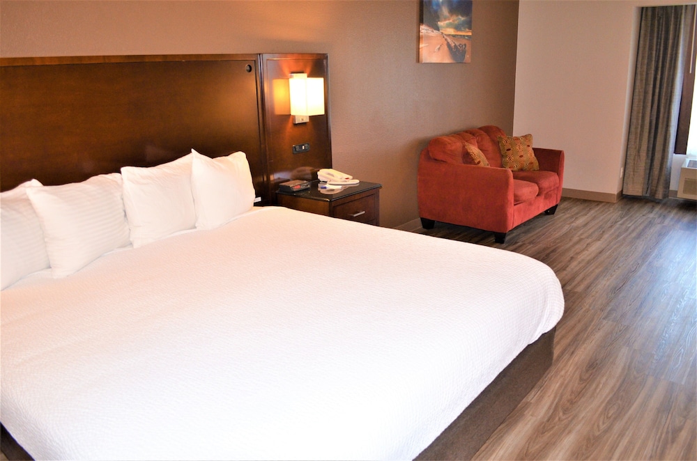 The Ashley Inn Suites 19/68