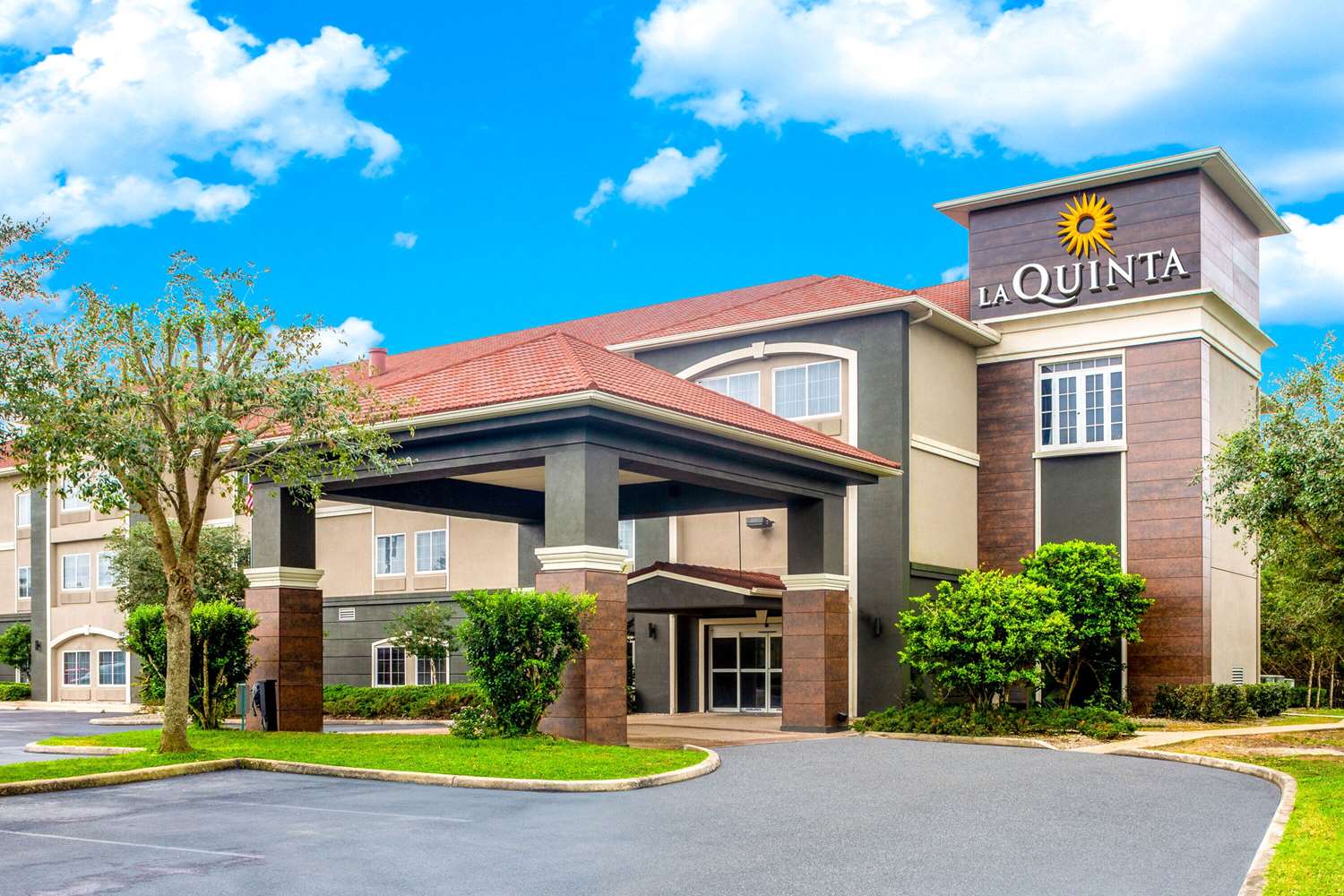 La Quinta Inn & Suites by Wyndham Sebring 6/56