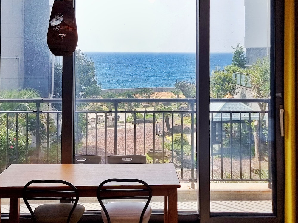 Orojeju Pension 25/35