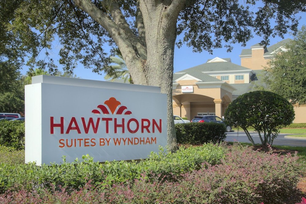 Hawthorn Suites by Wyndham Lake Buena Vista Orlando photo1