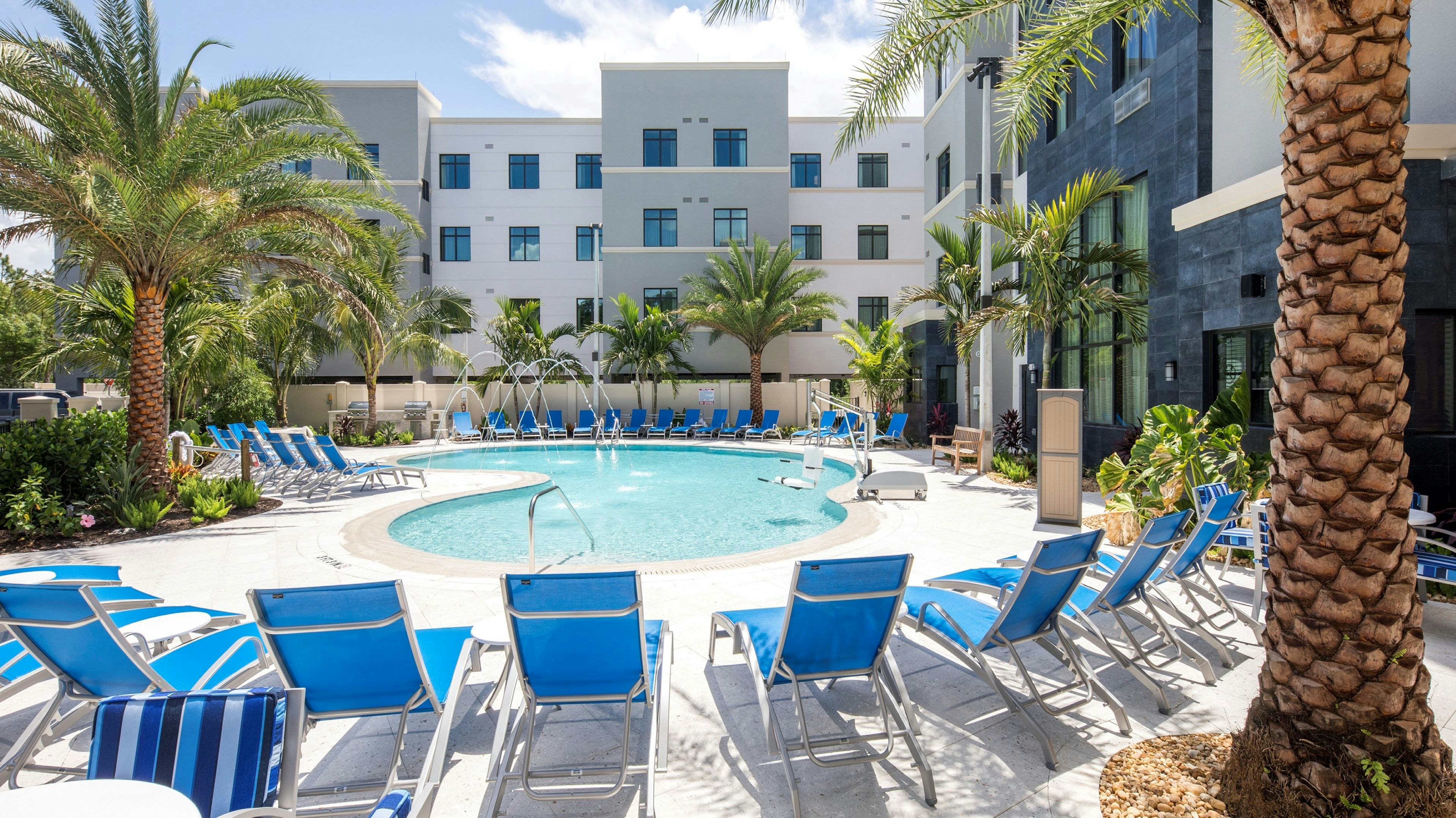 Staybridge Suites Naples Marco Island 65/75