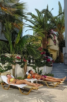 Malia Mare Hotel 10/62