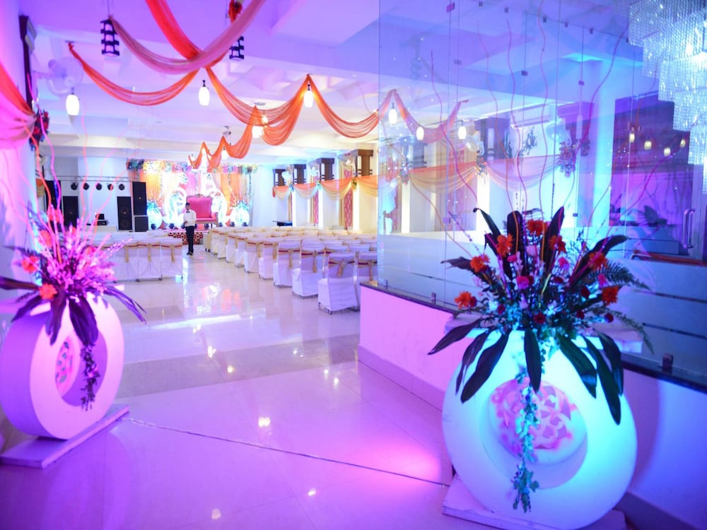 Hotel Madhuban 4/34