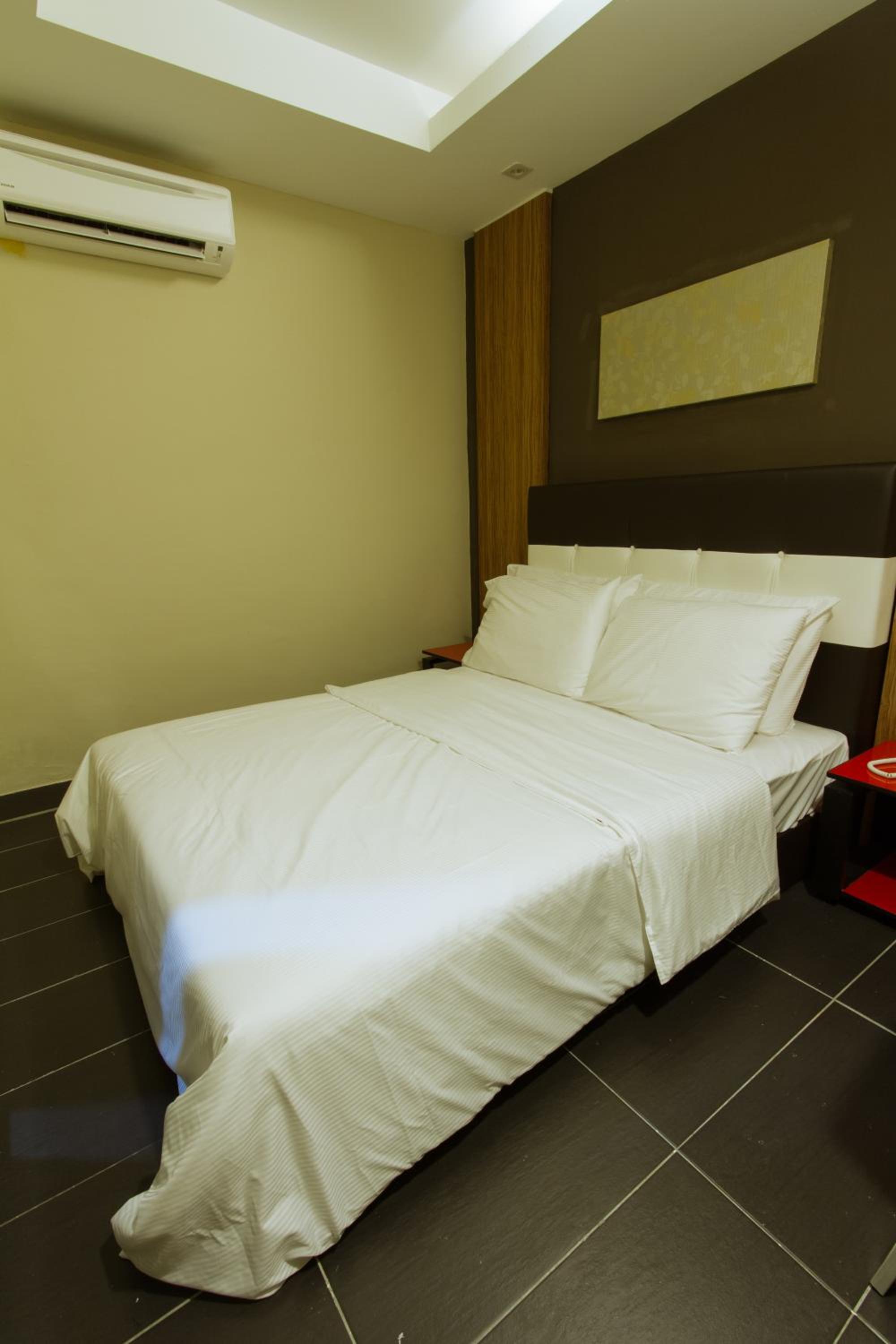 Js Hotel 26/60