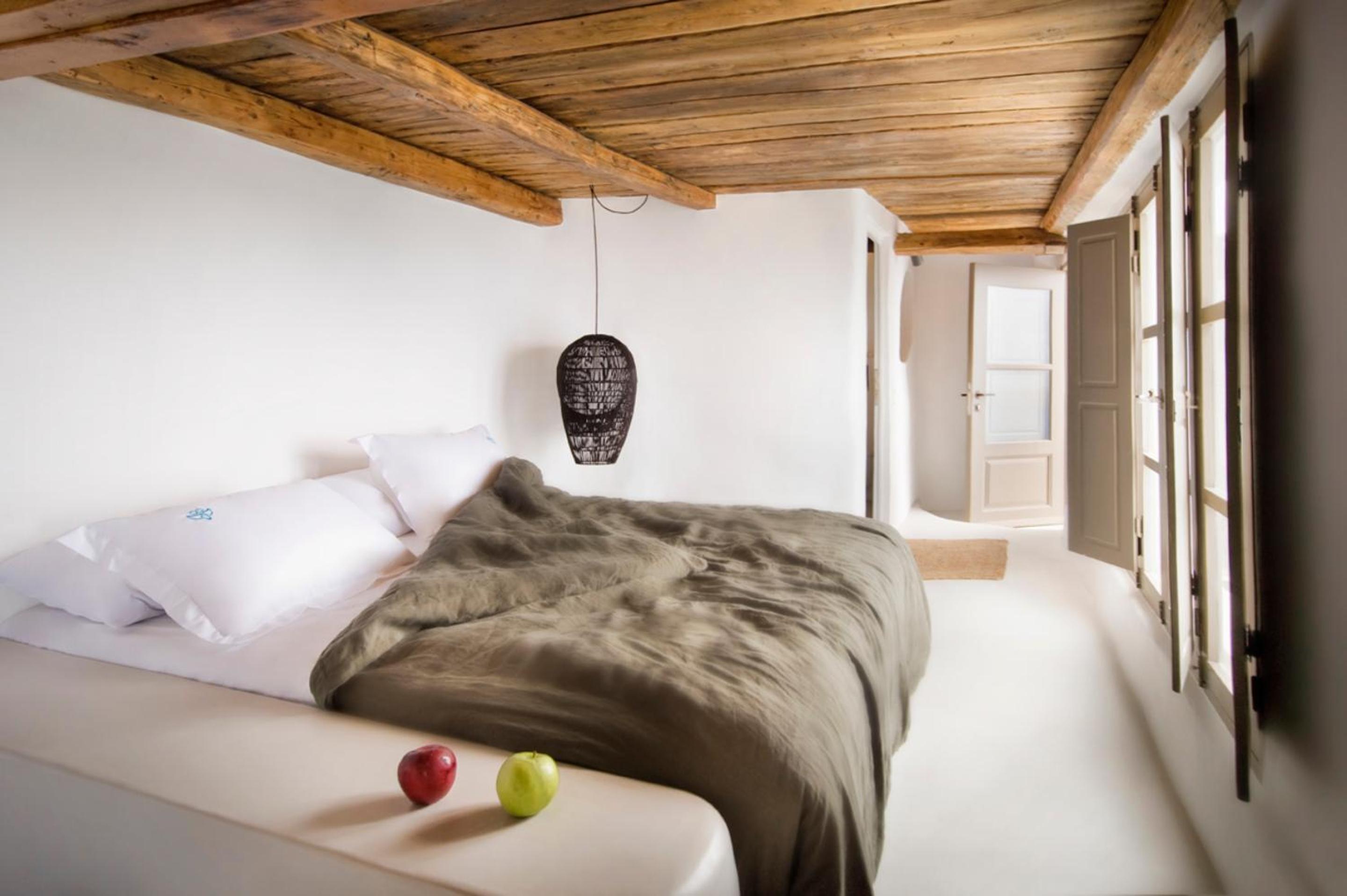 Exclusive, Panoramic, Suite, Caldera View, Plunge Pool