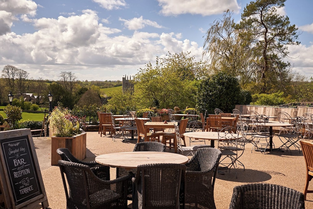 The George Inn 39/50