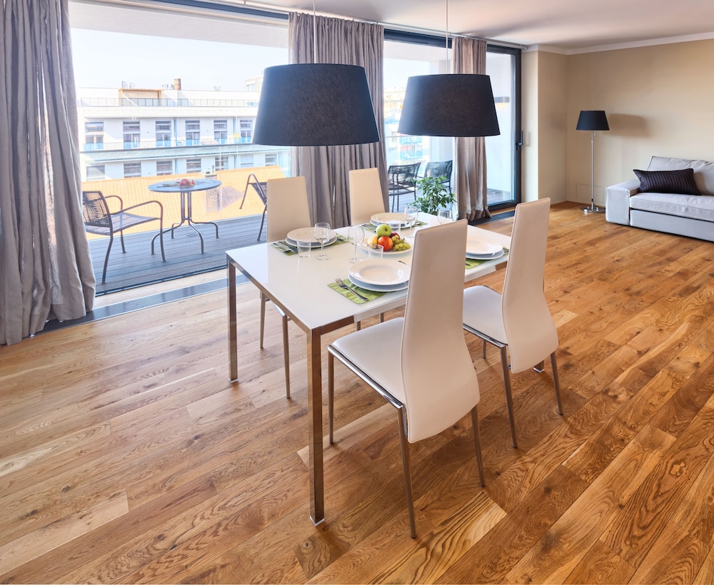 Empirent Apartments 37/50