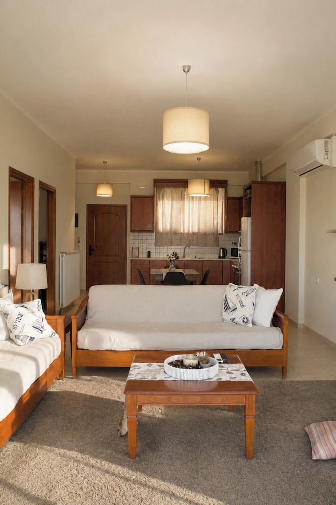 Xristina's Apartments 25/50