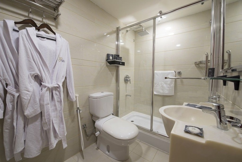 أجنحة برام(Bram Suites) 21/25