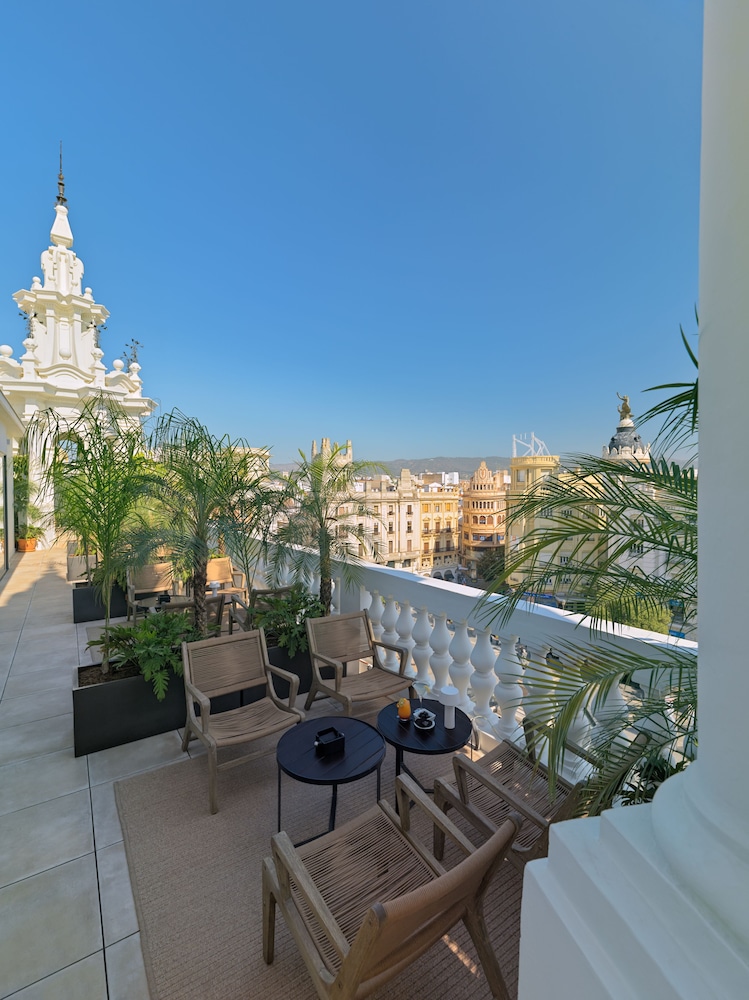 H10 Palacio Colomera 44/77