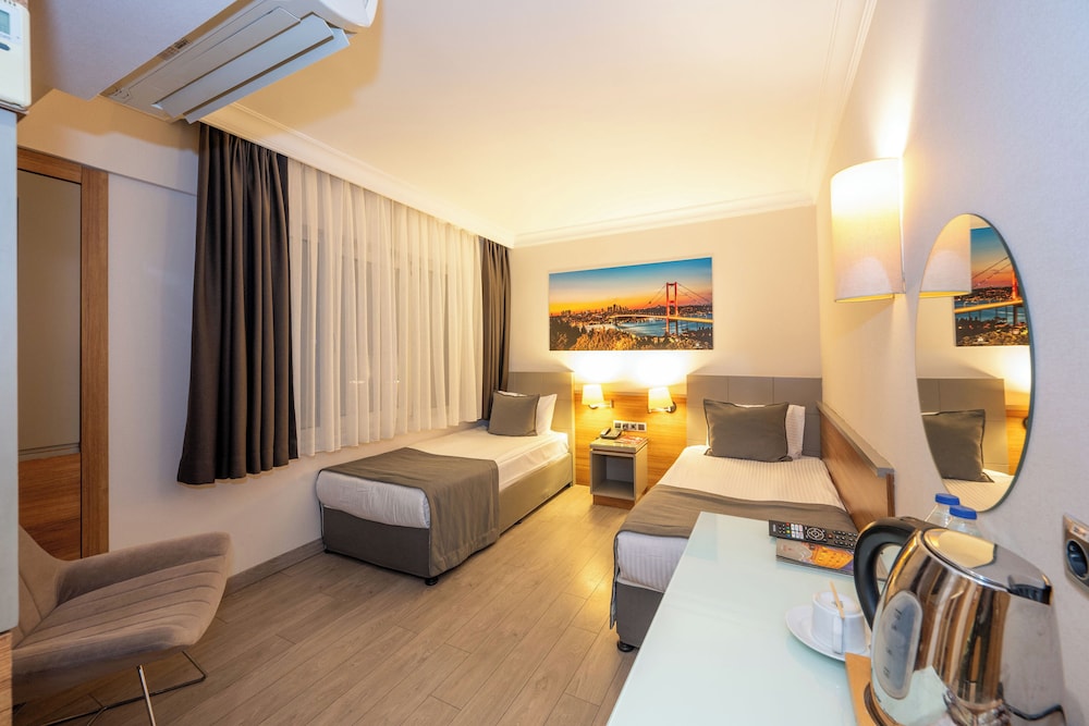 Klas Hotel 32/50