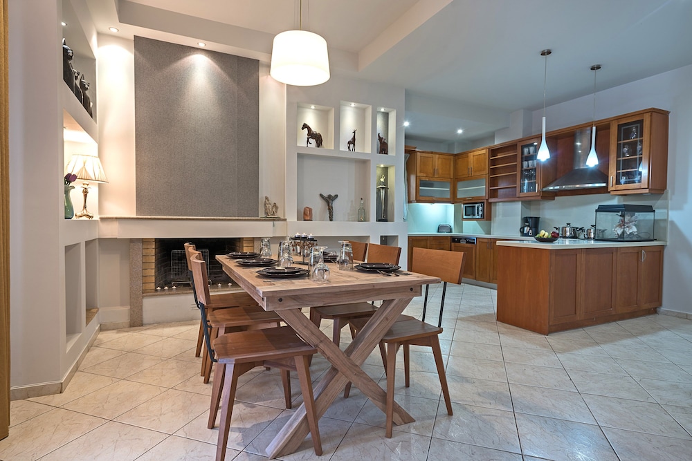 Villa Camellia 17/27