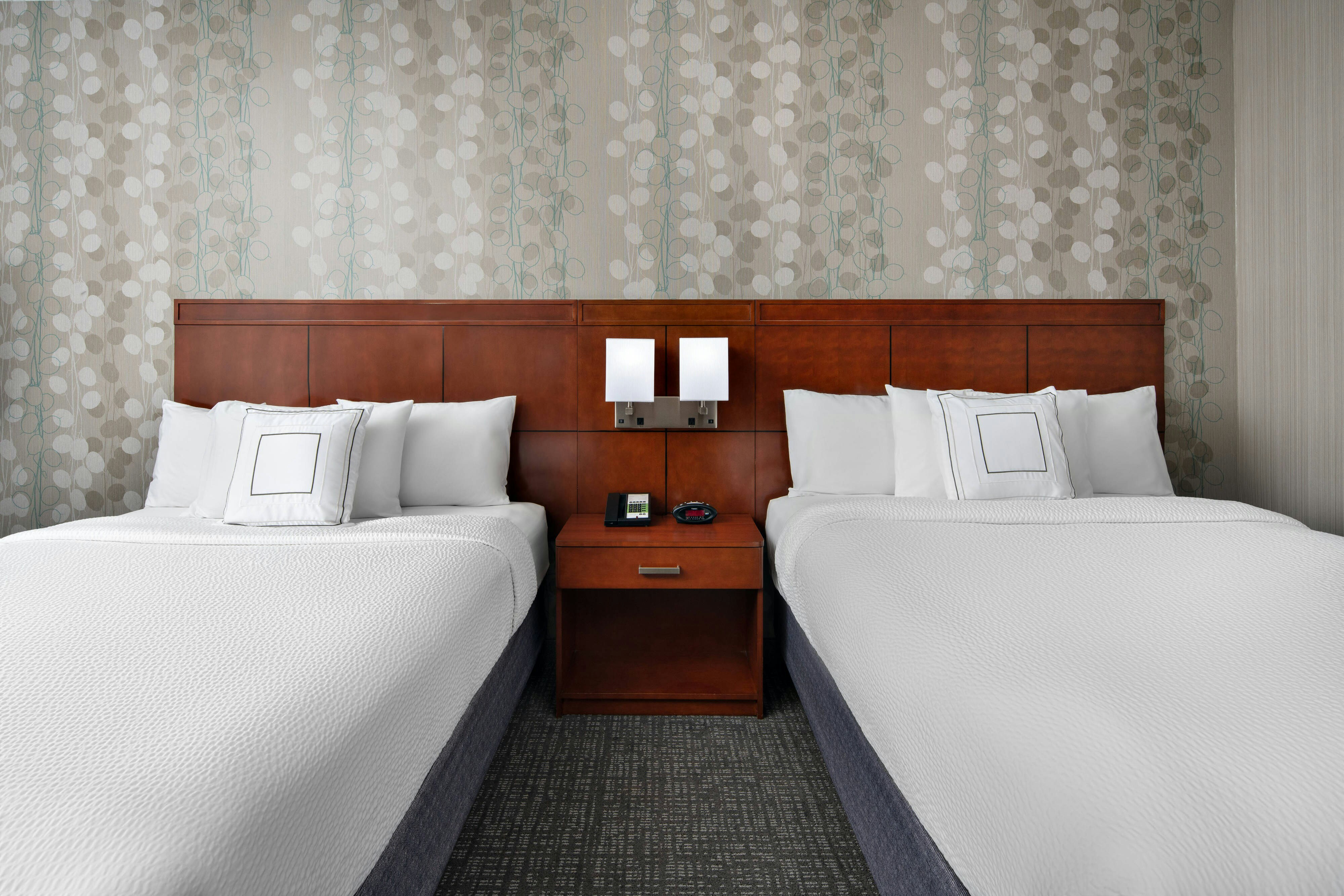 room, 2 queen beds
