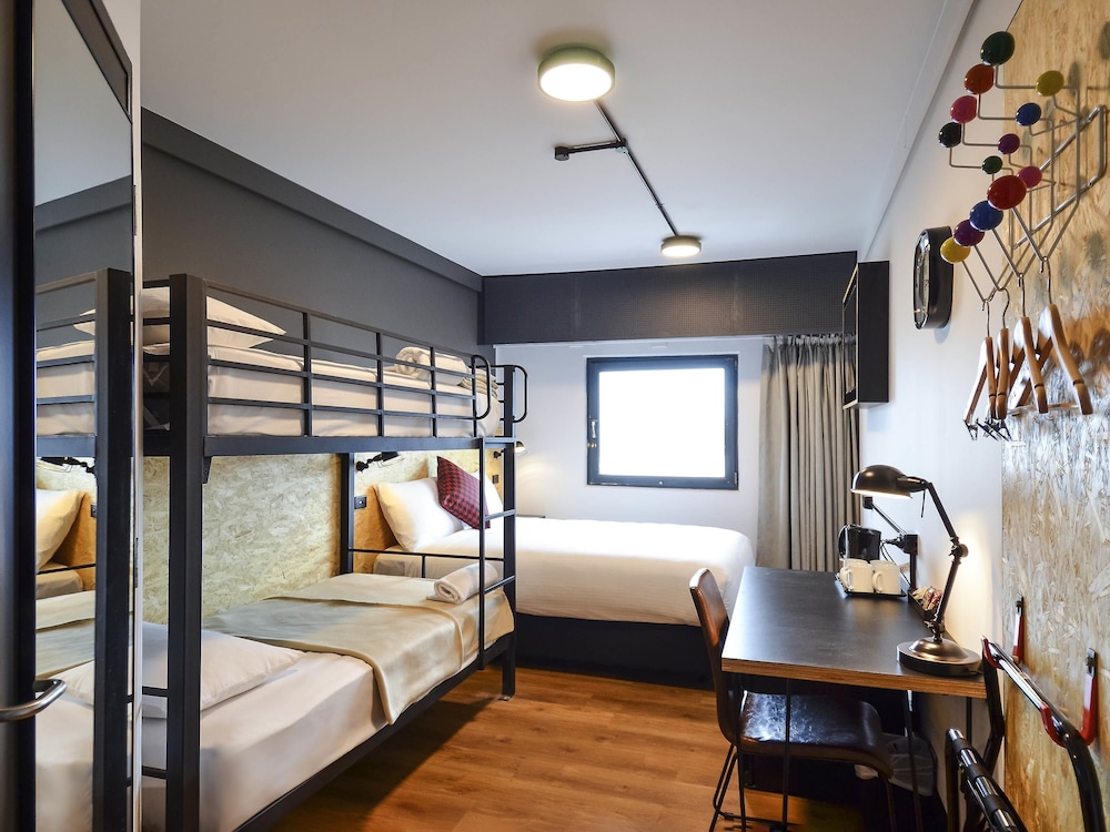 Ibis Budget Sydney East 34/68