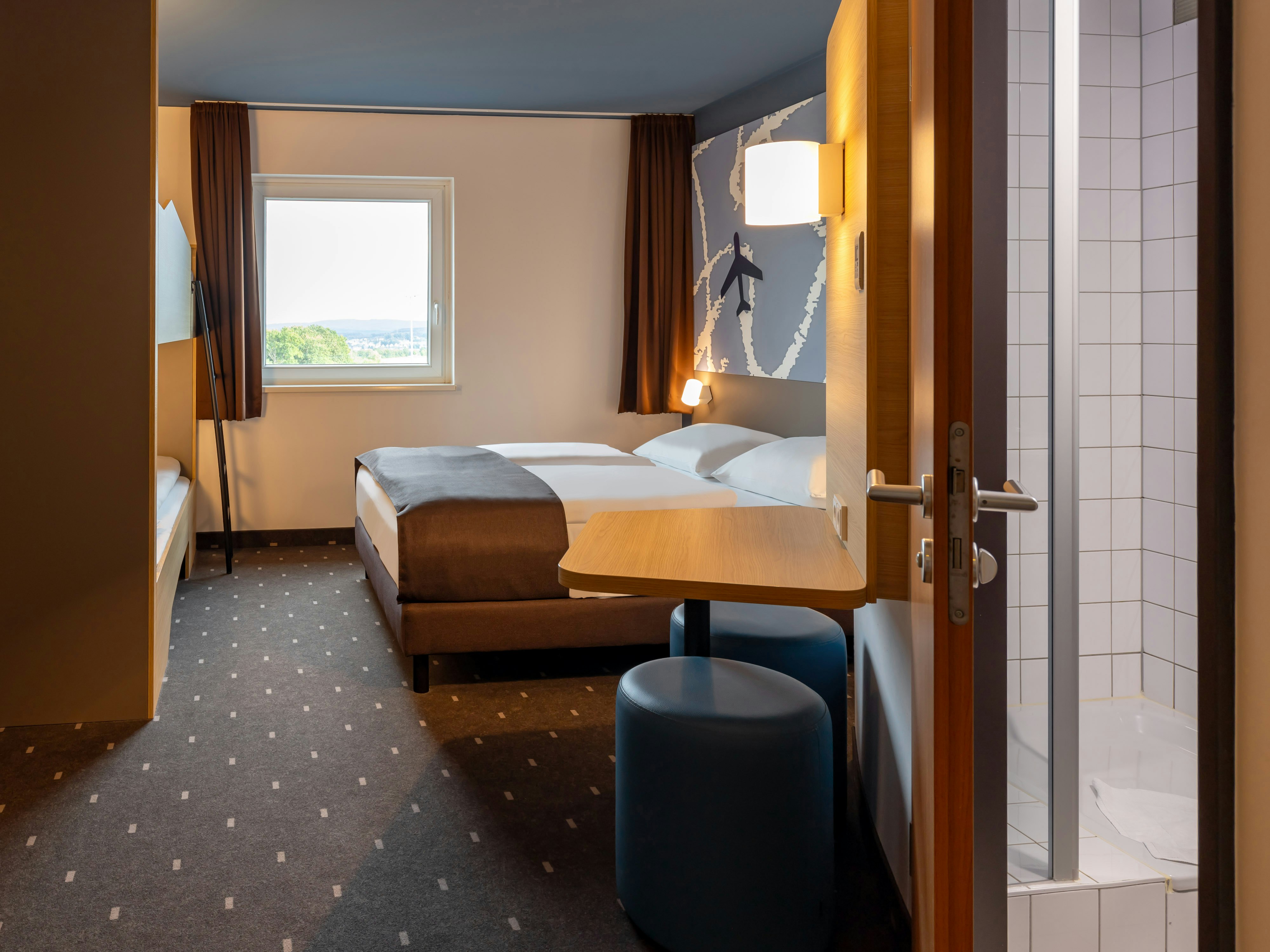 B&B Hotel Frankfurt-Hahn Airport 26/27
