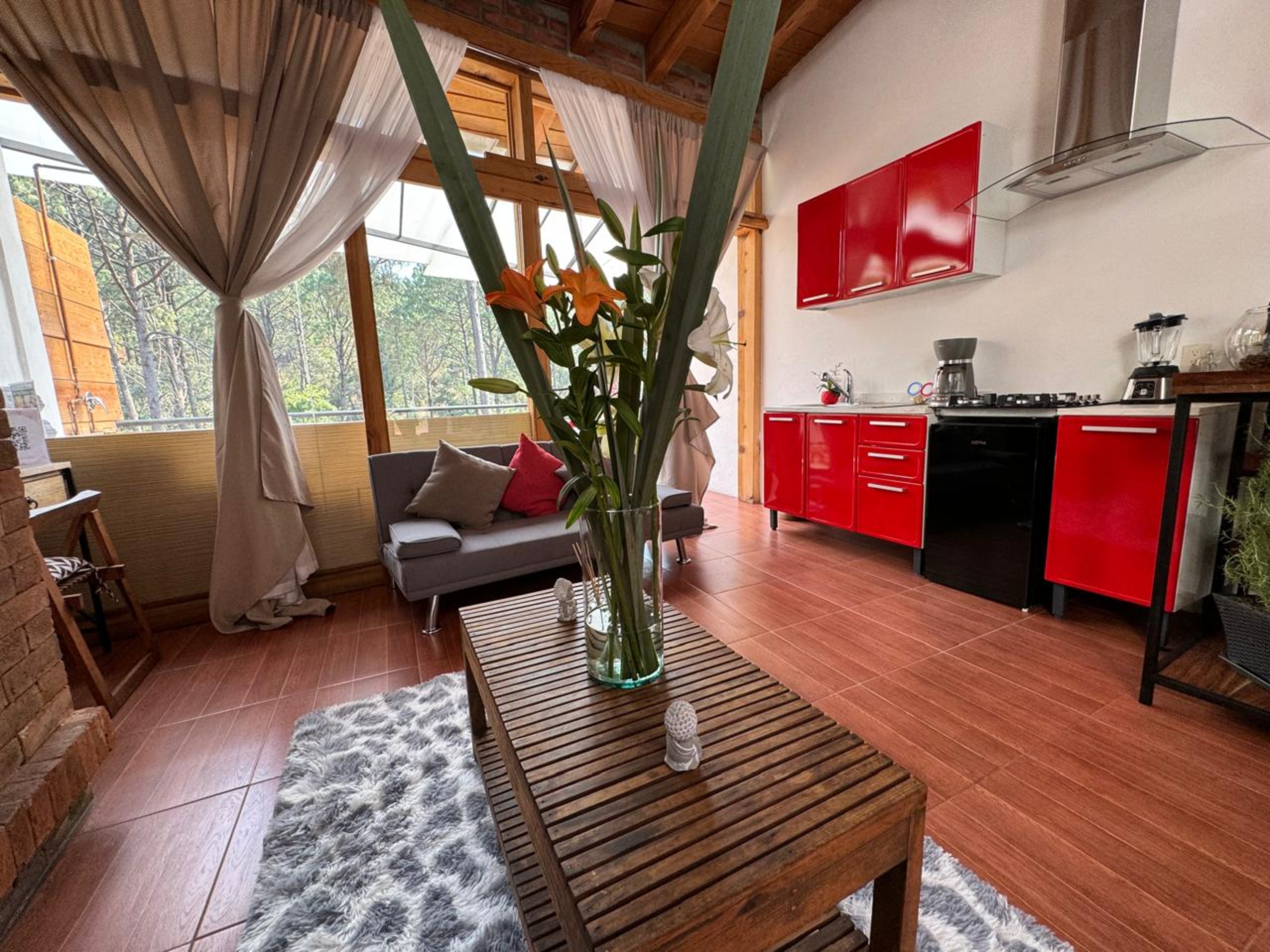 Encino House 35/50