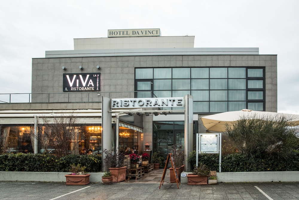 HOTEL DA VINCI 1/32
