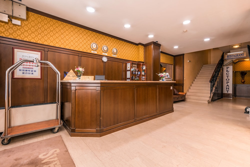 Sveta Sofia Hotel 8/65