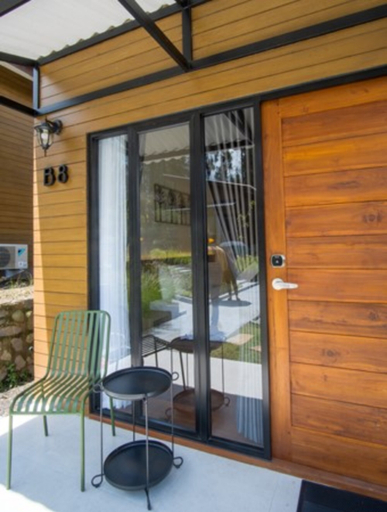 Manis Ae Hotel Cabin & Resto Bromo 1/11