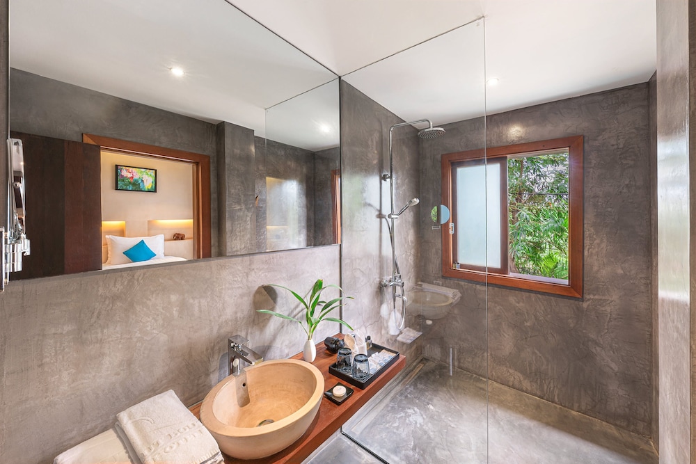 Sakmut Boutique Hotel 50/50