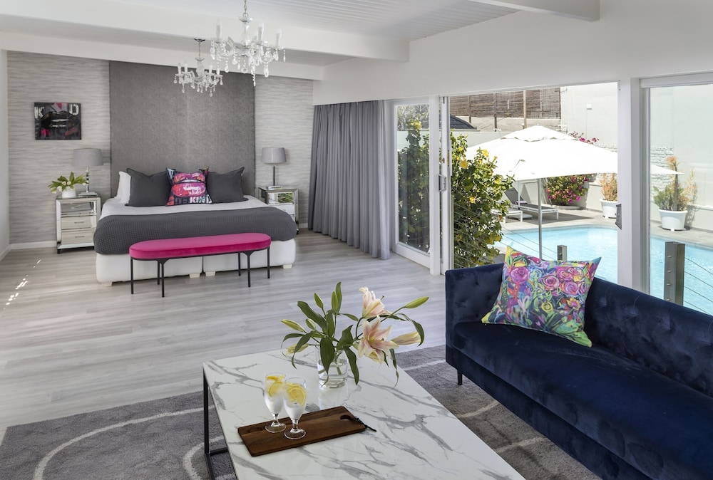 The Clarendon - Fresnaye 35/50