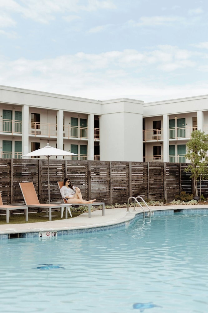 The Wayback Pigeon Forge A Tribute Portfolio Hotel 3/50