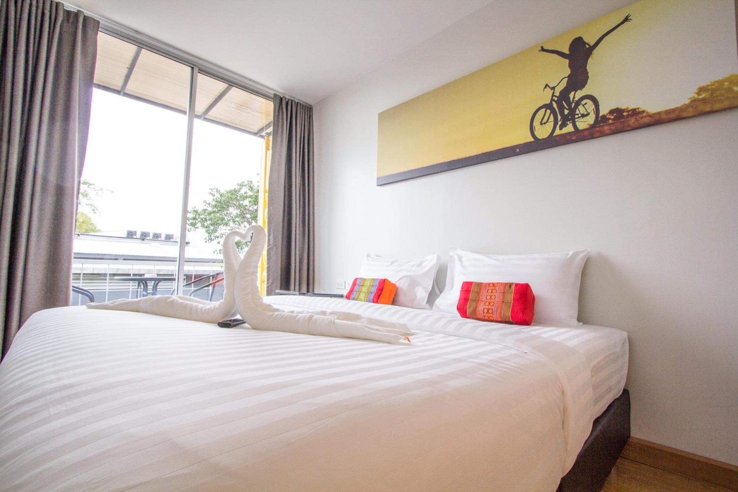 Ducati Bike Box Hostel 15/53