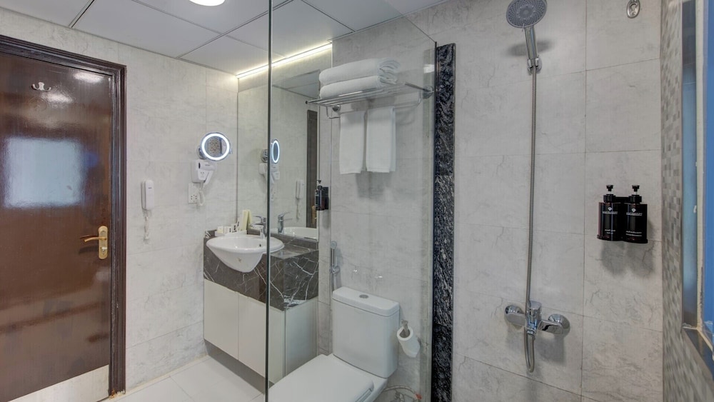 Vendome Plaza Hotel 62/62