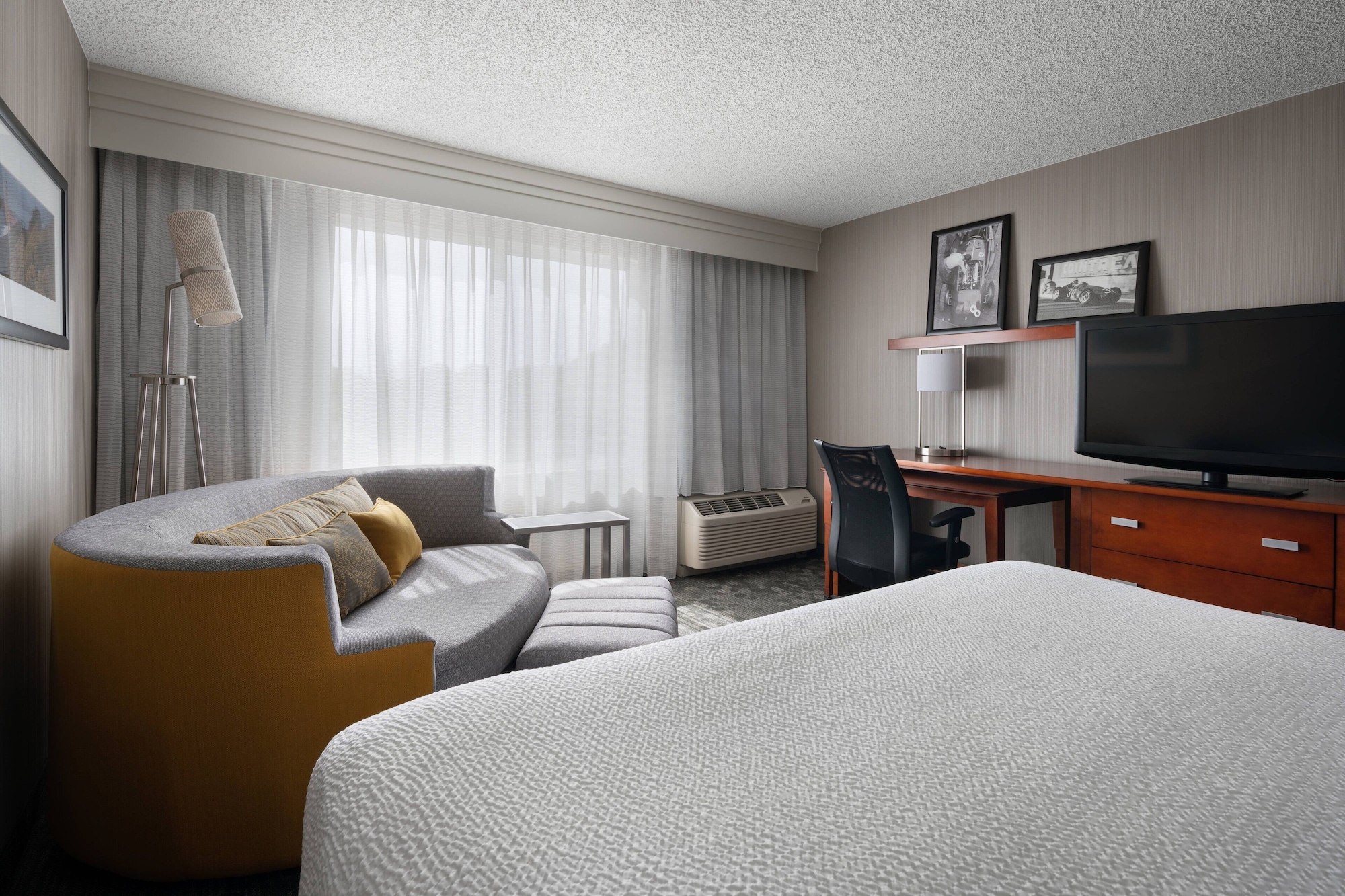 Room, King Bed, Sofa