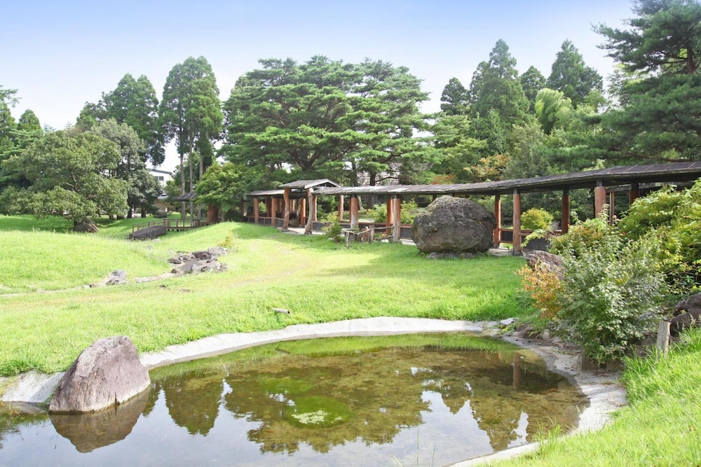 ARDEN HOTEL ASO 4/66