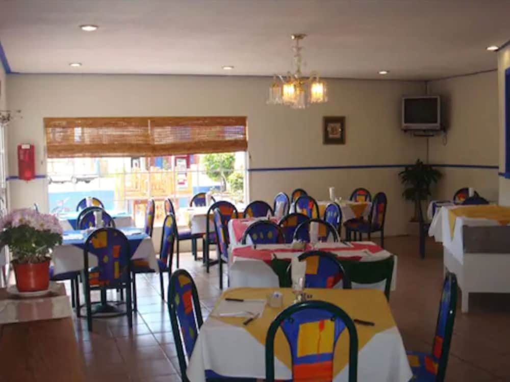 Hotel Pueblito Inn 32/45
