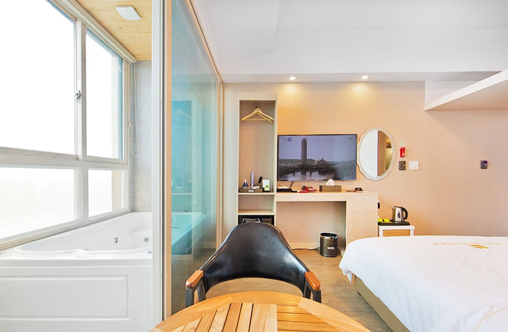 Lohas Hotel 14/29