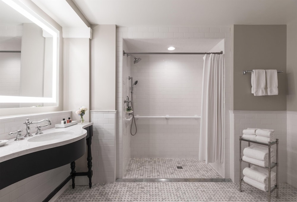 The Carolina Inn, a Destination by Hyatt Hotel 49/50
