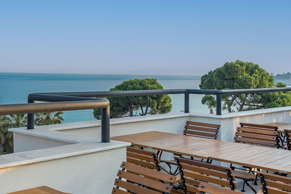 Rosy Suites Hotel 43/50