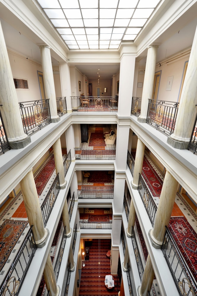Hotel Victoria Lausanne 7/66