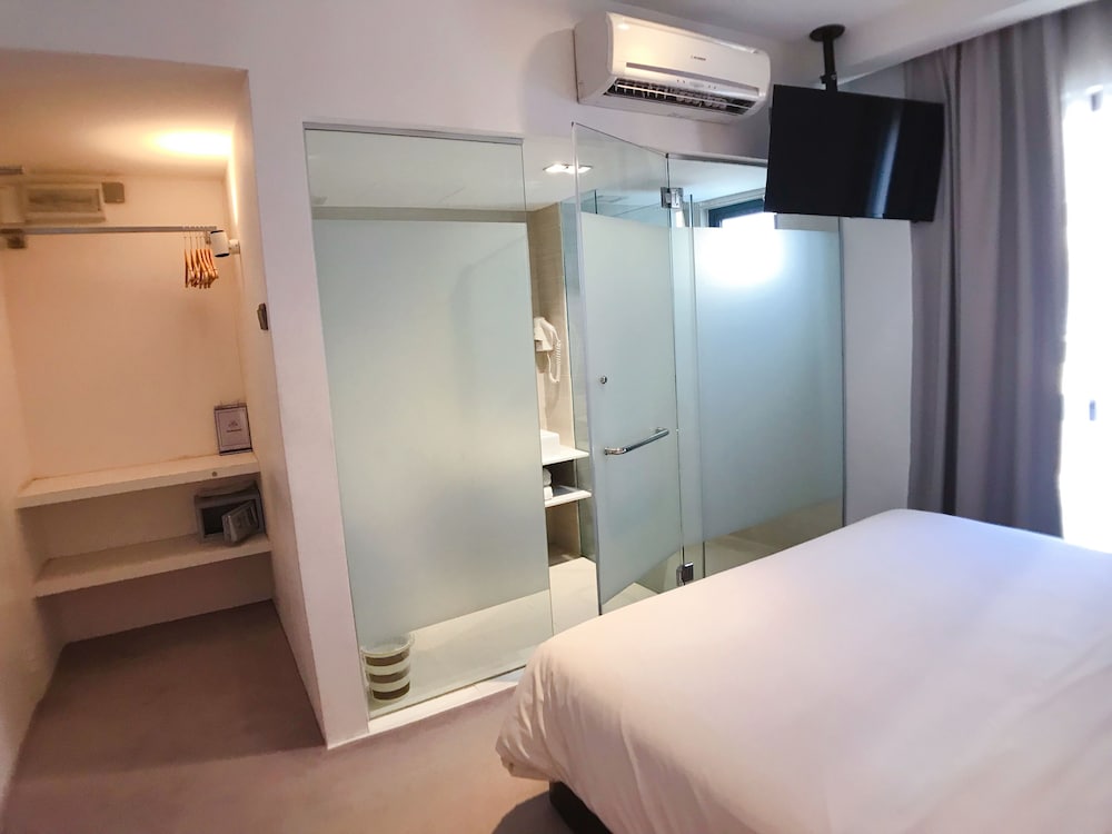 Melange Boutique Hotel 17/37