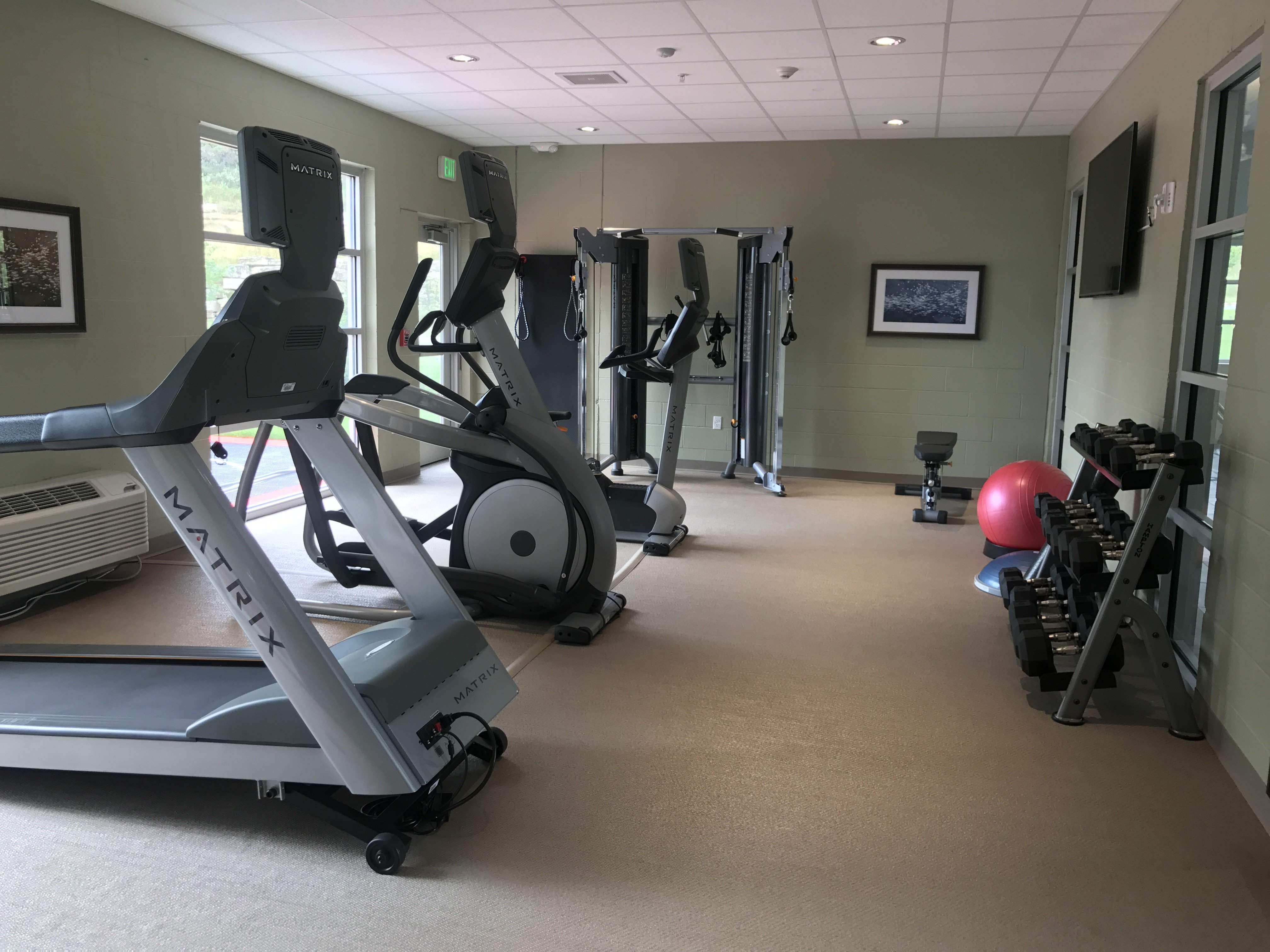 STAYBRIDGE SUITES MADISON FITCHBURG 29/71