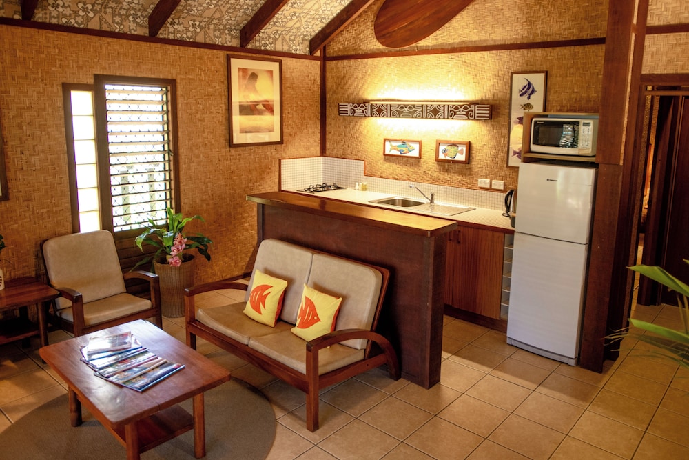 Rarotonga Beach Bungalows 22/50