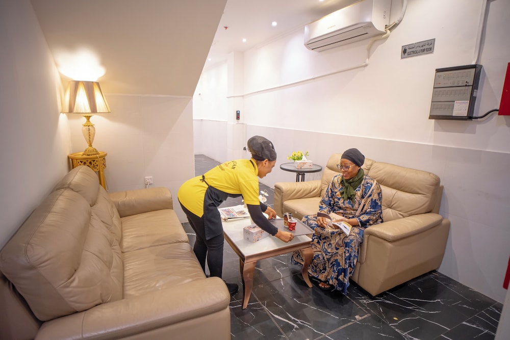 Al Sabkha Hotel 36/53