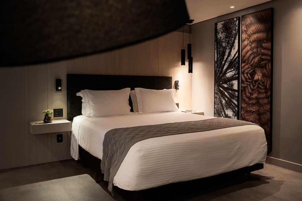 Garden, Premium, Queen Bed