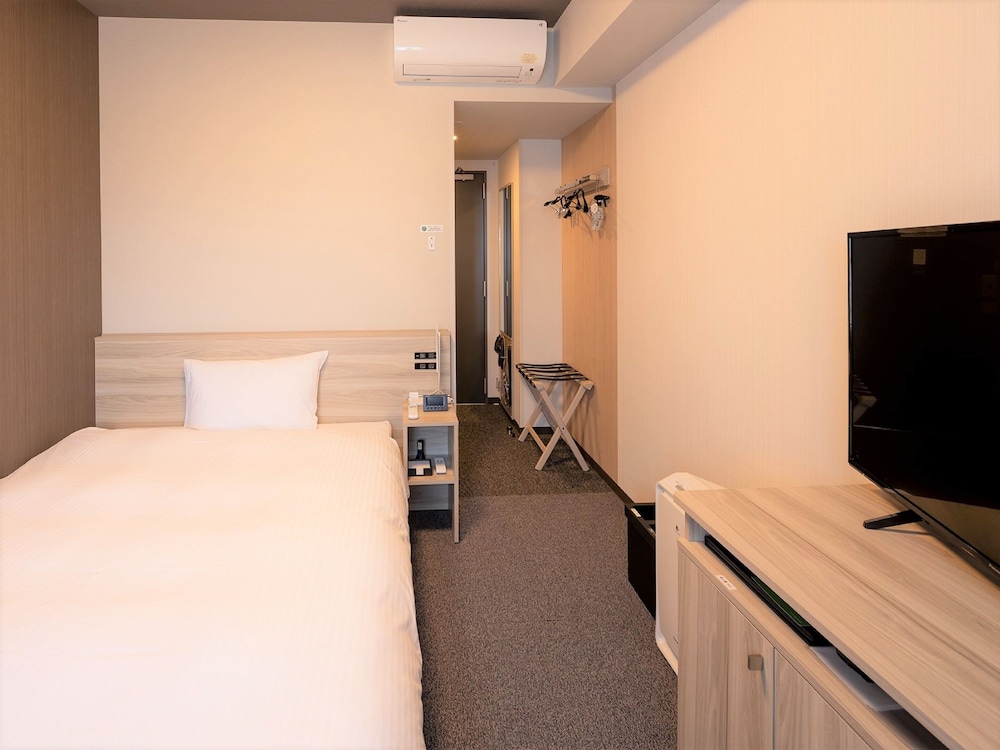 Hotel Route Inn Kinokawa 10/24