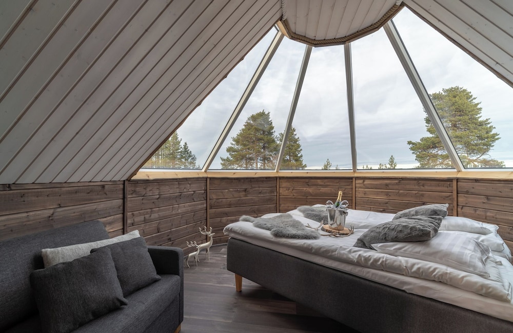 Wilderness Hotel Nellim 26/48