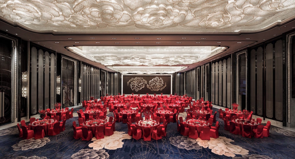 Wanda Reign Chengdu 38/45